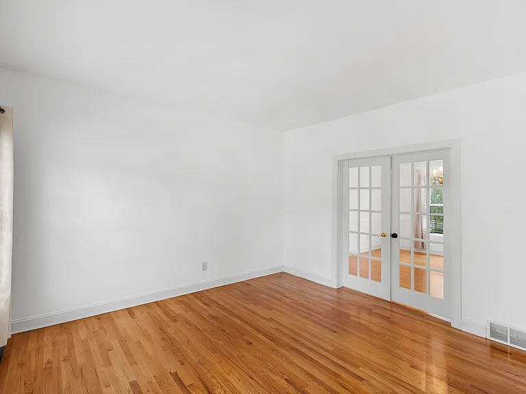 2 Oakline Ct — Photo 24