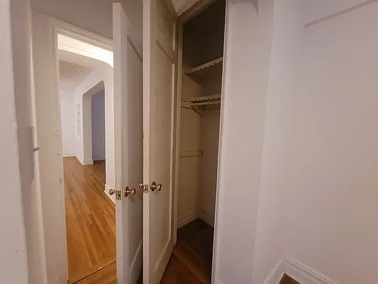 Rented by Lang Realty LLC | media 9