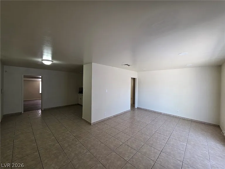 910 Magnolia Ave — Photo 27