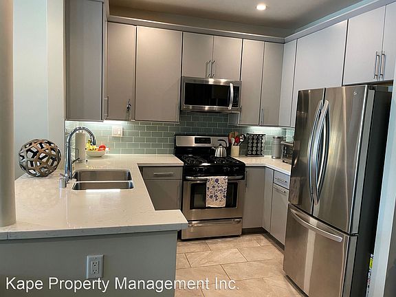 5th image of 2221 Ocean Ave APT 207