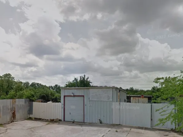 5904 Etsie St, Haltom City, TX 76117