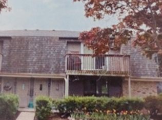 860 Weslyn Ct #3, West Bend, WI 53095