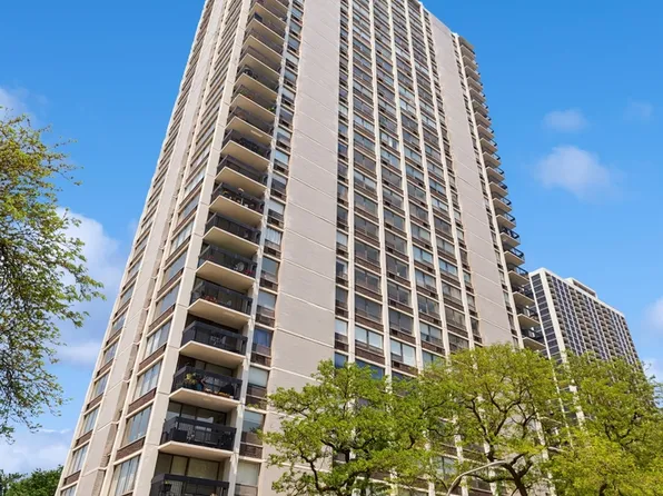 1455 N Sandburg Ter APT 1501B, Chicago, IL 60610