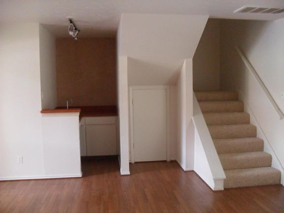 2nd image of 5618 Marina Dr