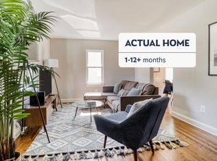 1028 16th St S, Arlington, VA 22202