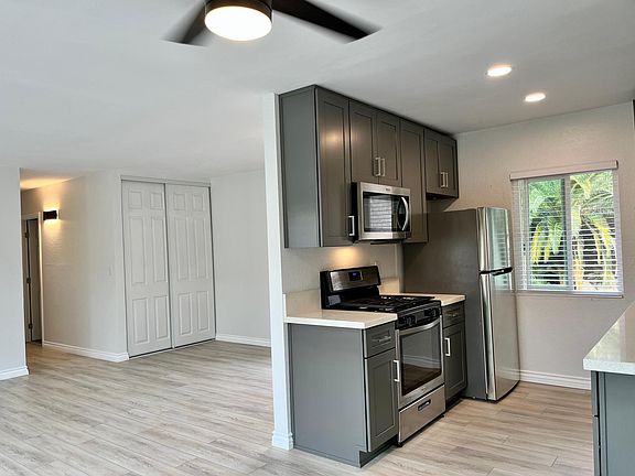 4th image of 114 Avenida Las Brisas Unit C