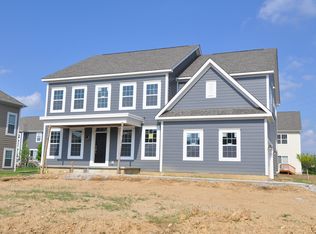 7772 Foxhound Dr, Powell, OH 43065