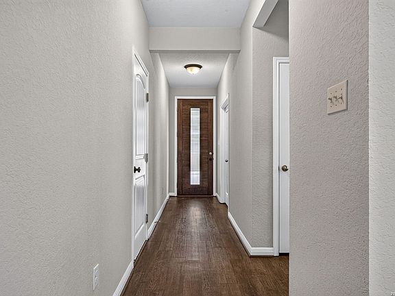 5th image of 6810 Hanover Stone