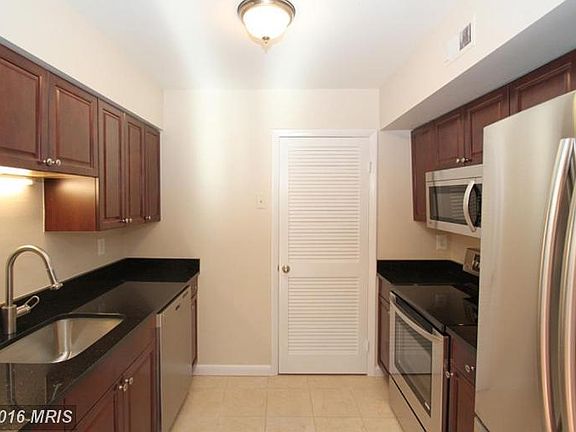 2nd image of 3882 Mariposa Pl #48C