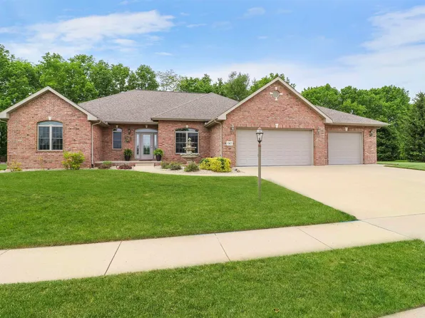 13623 N Ashton Pkwy, Chillicothe, IL 61523