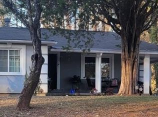 2563 Collier Dr NW, Atlanta, GA 30318