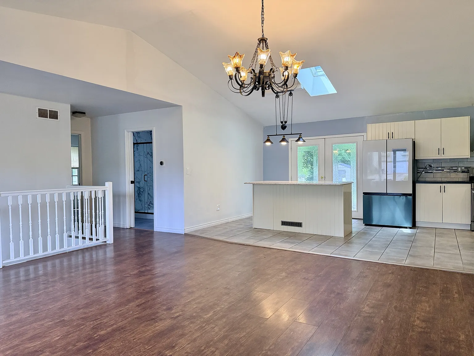 135 Pembroke Road Southwest - 1 — Photo 2