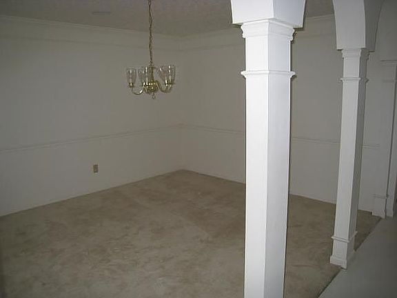 2nd image of 3250 Erdem Ct