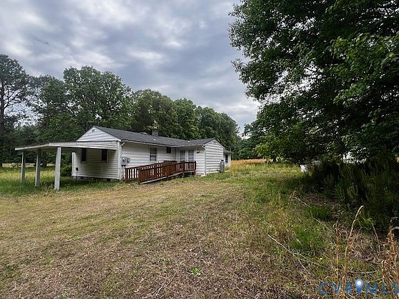 3rd image of 565 Town Bridge Rd