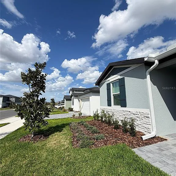 5009 Katrina Dr — Photo 17