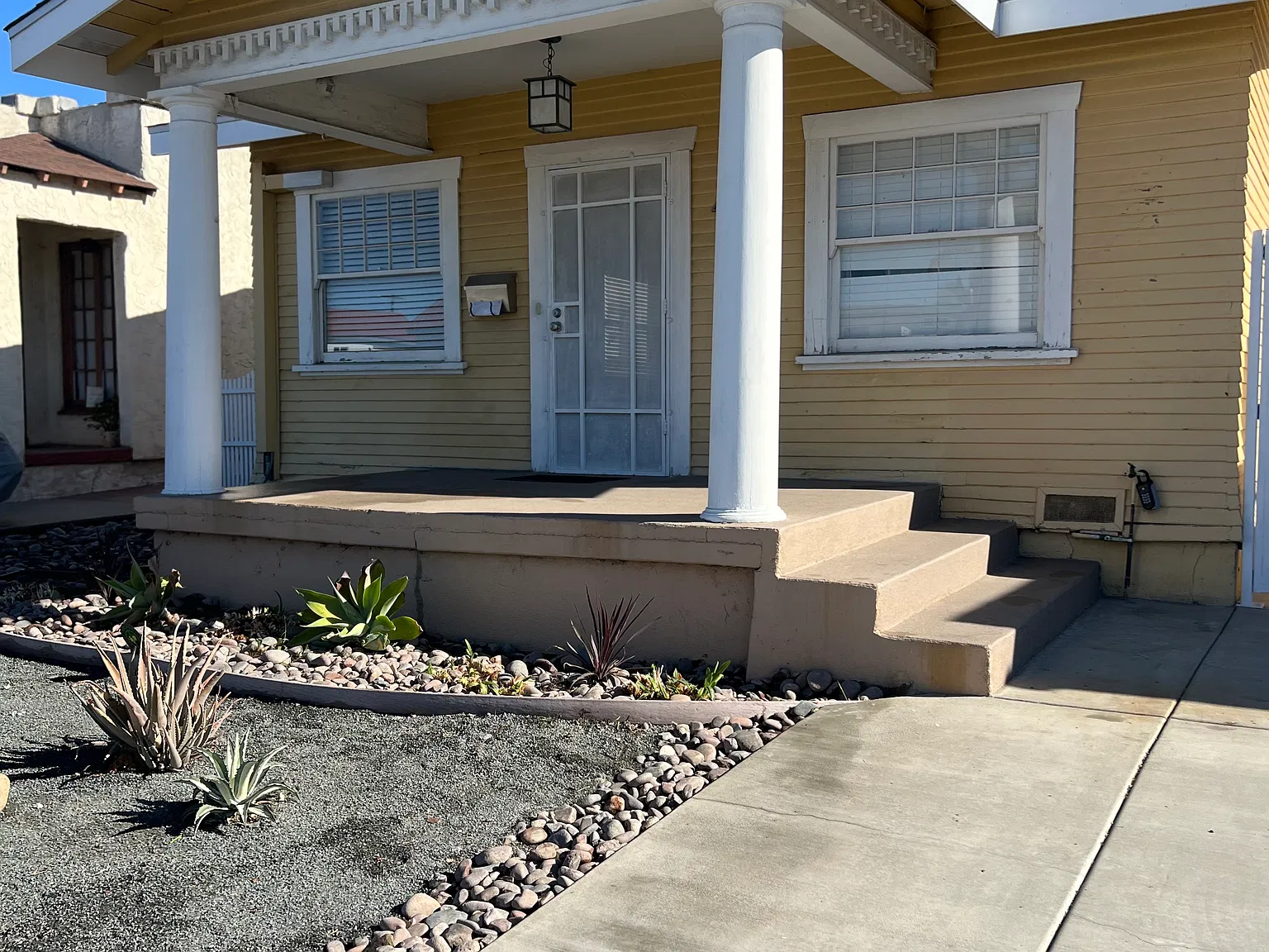 4547 Hawley Blvd — Photo 1