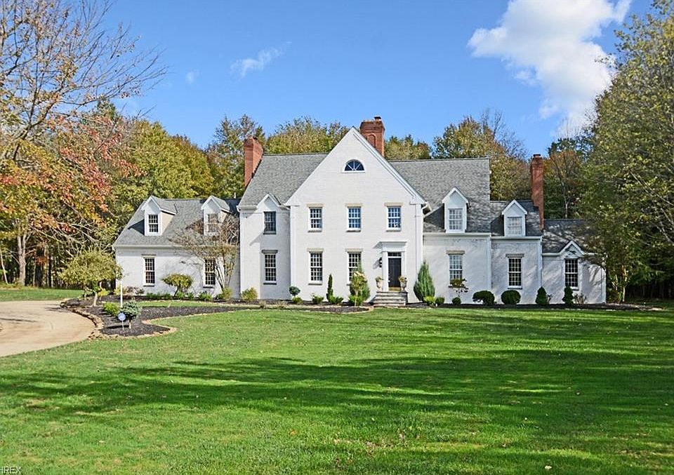 1st image of 6435 Lost Woods Ln