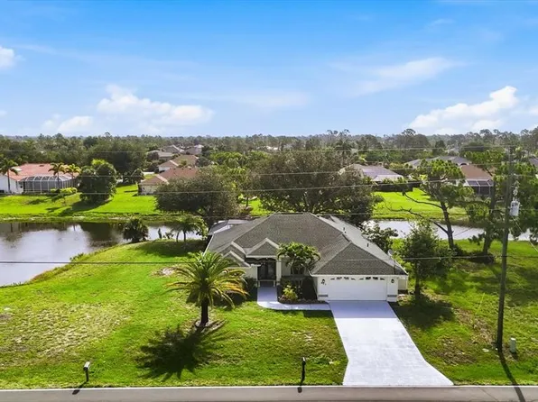 801 Rotonda Cir, Rotonda West, FL 33947