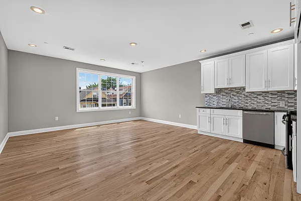 Buffalo & Main LLC
