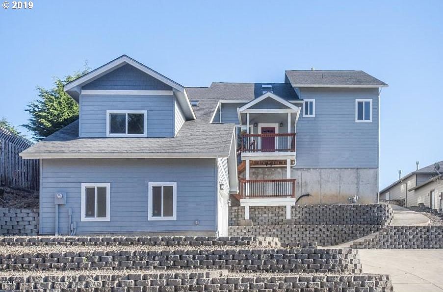 2445 NE Voyage Loop, Lincoln City, OR 97367 Zillow