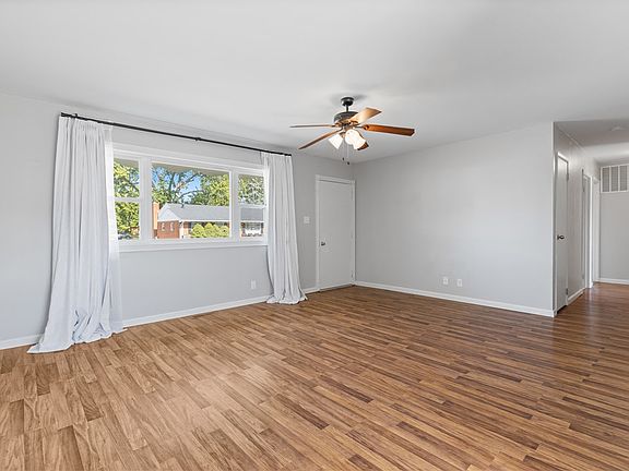 4th image of 997 Fairfield Rd