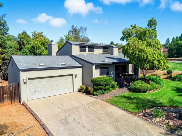 12327 Hidden Meadows Cir, Auburn, CA 95603