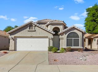 922 E Blackhawk Dr, Phoenix, AZ 85024