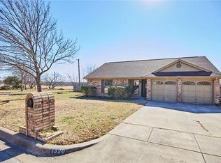 1326 Bryant St, Benbrook, TX 76126