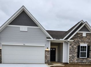 3934 Chickasaw Dr, Grove City, OH 43123