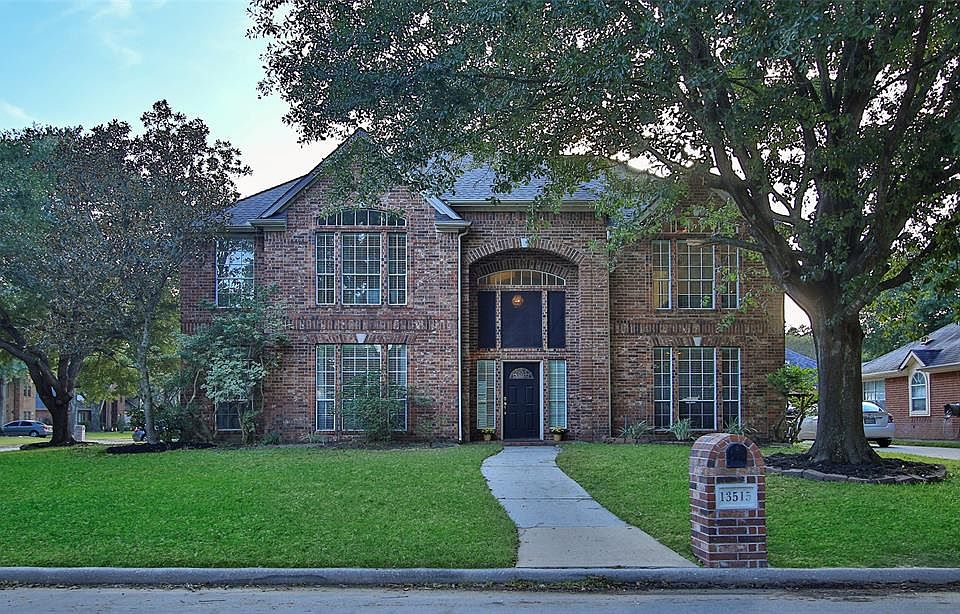 1st image of 13515 Post Oak Glen Ln