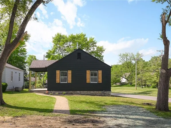 117 W 80th Ter, Kansas City, MO 64114