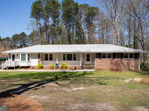 3701 Rainbow Cir, Snellville, GA 30039