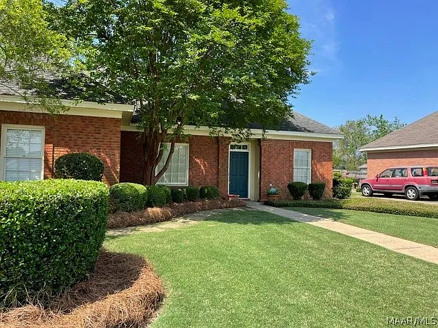 8136 Greyfield Dr