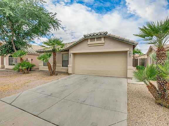 3rd image of 42622 W Michaels Dr