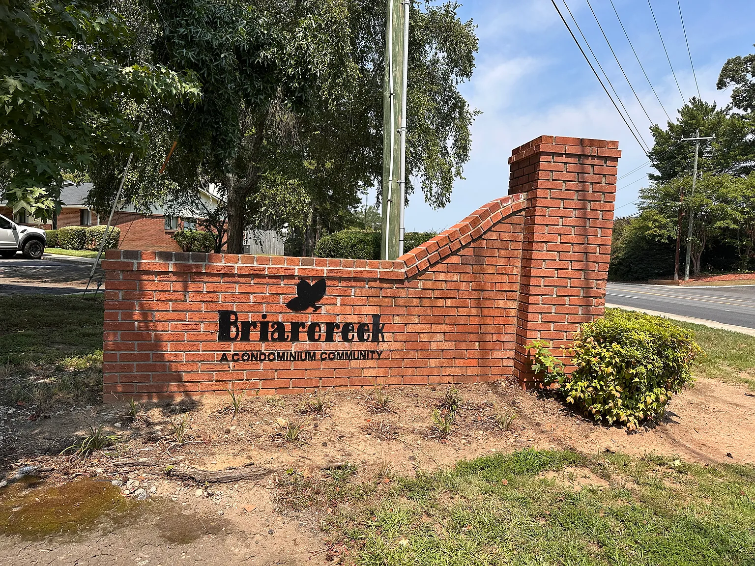 2 bed, 2.5 bath, 1400 sqft, $1,450 — Photo 1