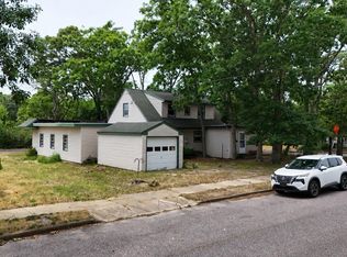 524 W New Jersey Ave, Somers Point, NJ 08244