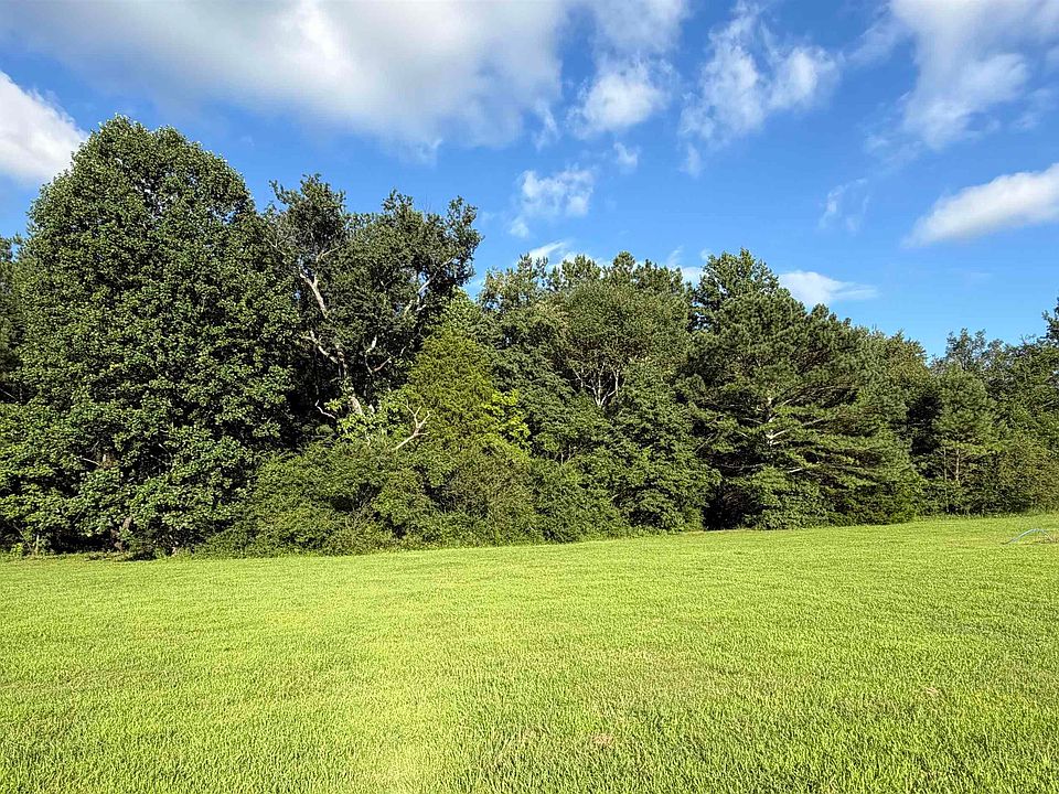1st image of 23930 Flanagan Rd