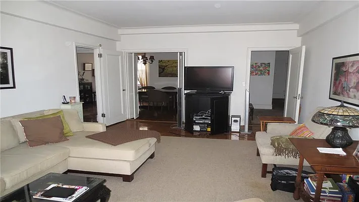 Rented by Fenwick Keats Real Estate | media 21