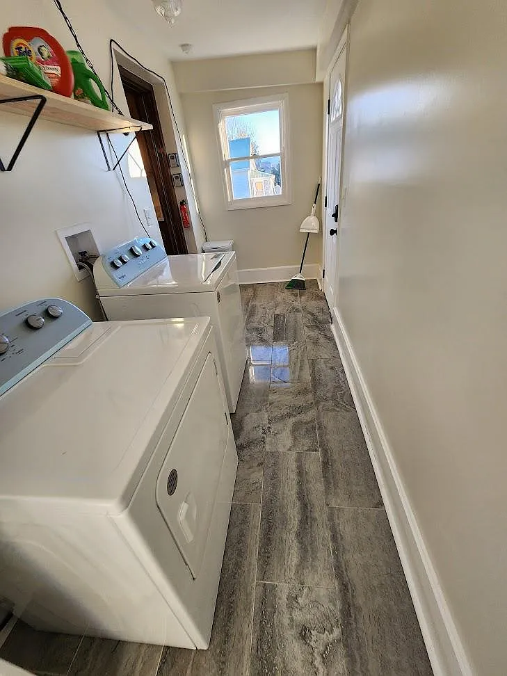 5 bed, 1837 sqft, $650 — Photo 2