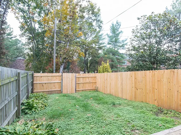 2180 Kingsbrook Dr — Photo 12