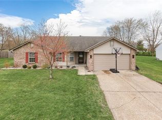 927 Governors Ln, Shelbyville, IN 46176