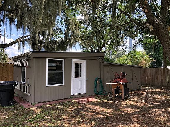 3rd image of 303 Water Shore Dr