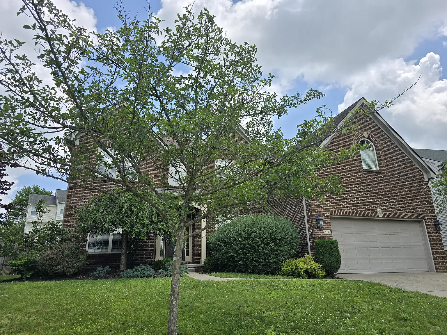5 bed, 3547 sqft, $3,250 — Photo 2