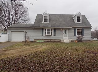 128 Williamsburg Ln NW, Lancaster, OH