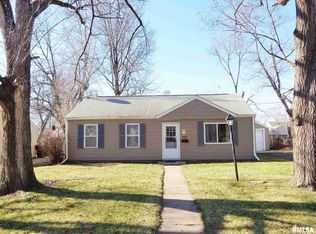 2921 N Mission Rd, Peoria, IL 61604