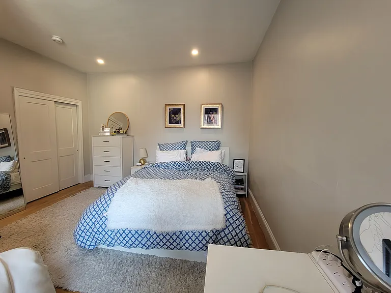 827 Boylston St #301 — Photo 12
