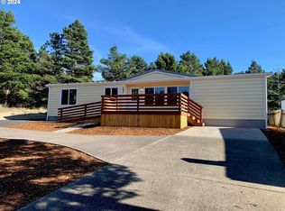 762 Skookum Dr, Florence, OR 97439