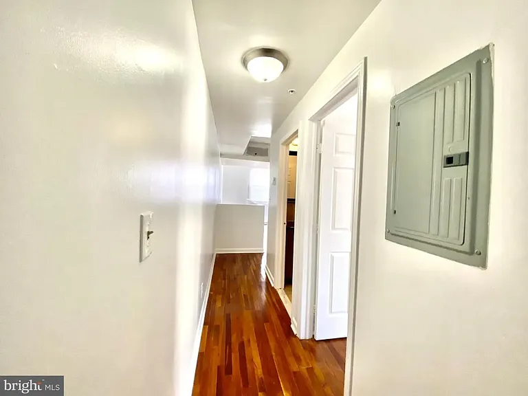 1614 S 6th St #2F — Photo 6