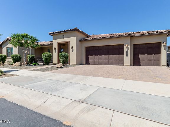 3rd image of 21026 E LARK Drive