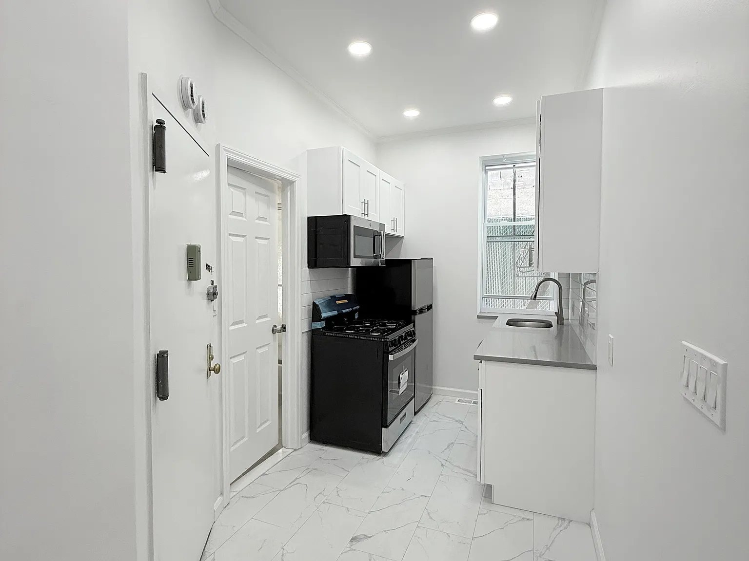496 Grand Street — Photo 3